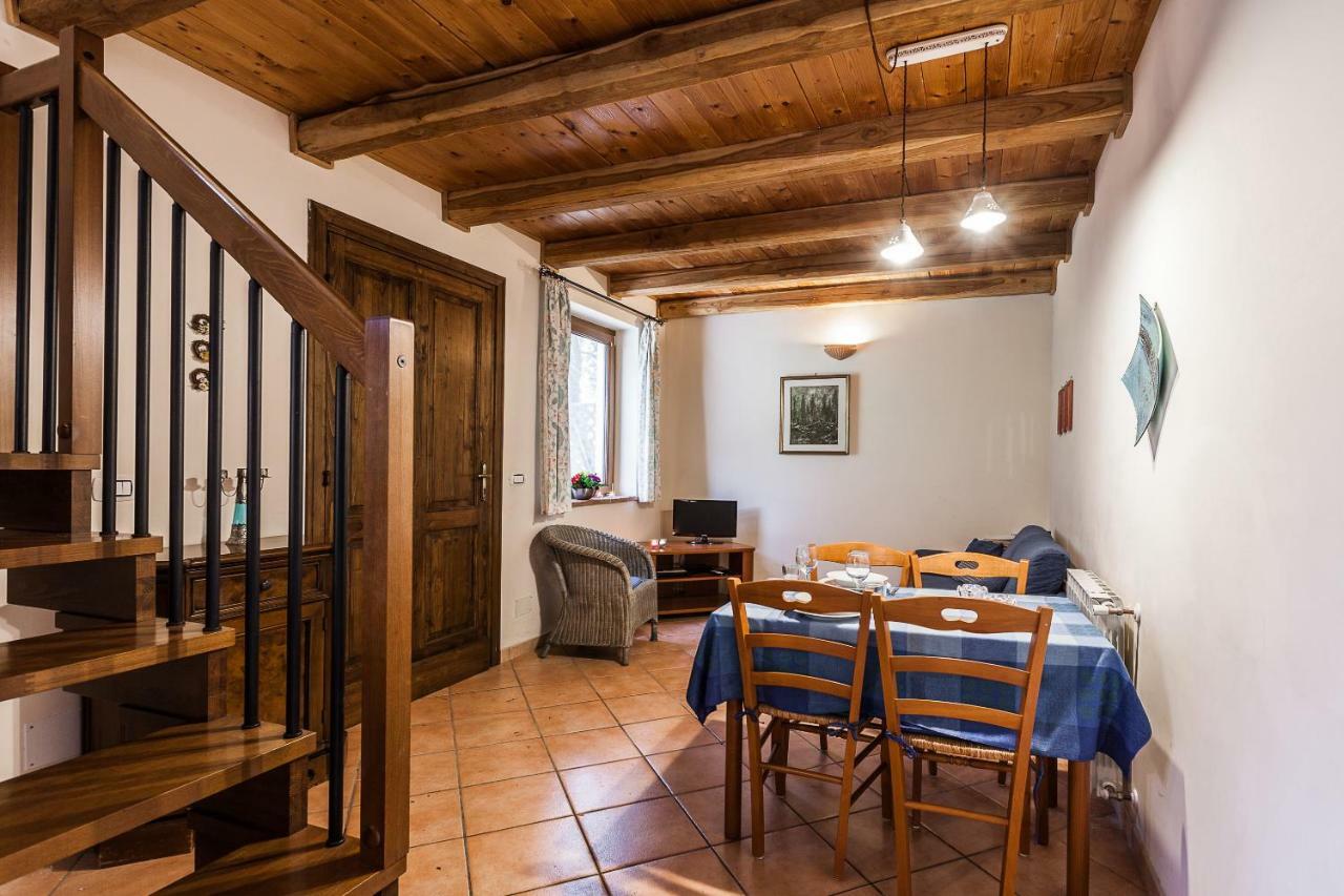 Villa Collebelvedere - Near Rome With Home Restaurant 法拉因萨比纳 外观 照片